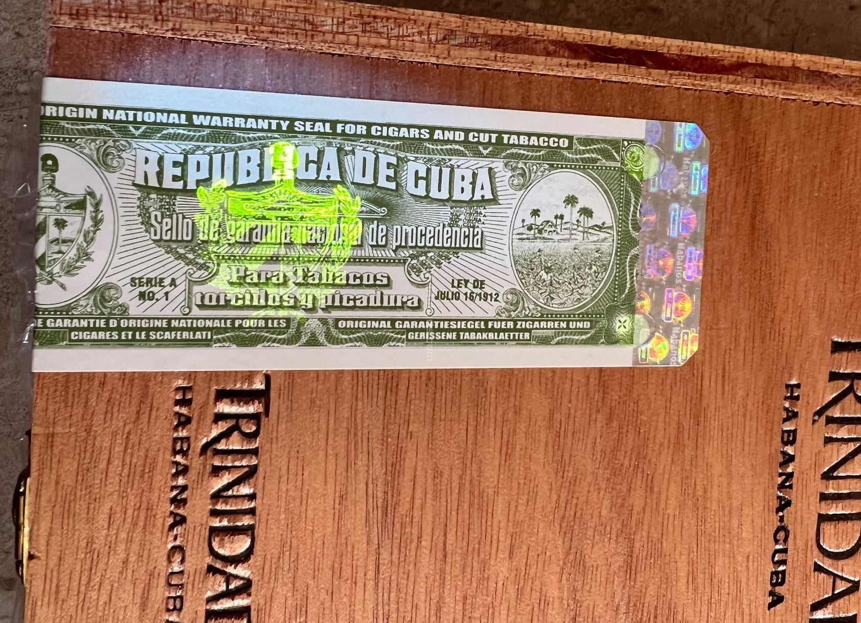 trinidad-la-trova-lcdh-exclusivo-2021-semi-bo-te-nature-box-of-12