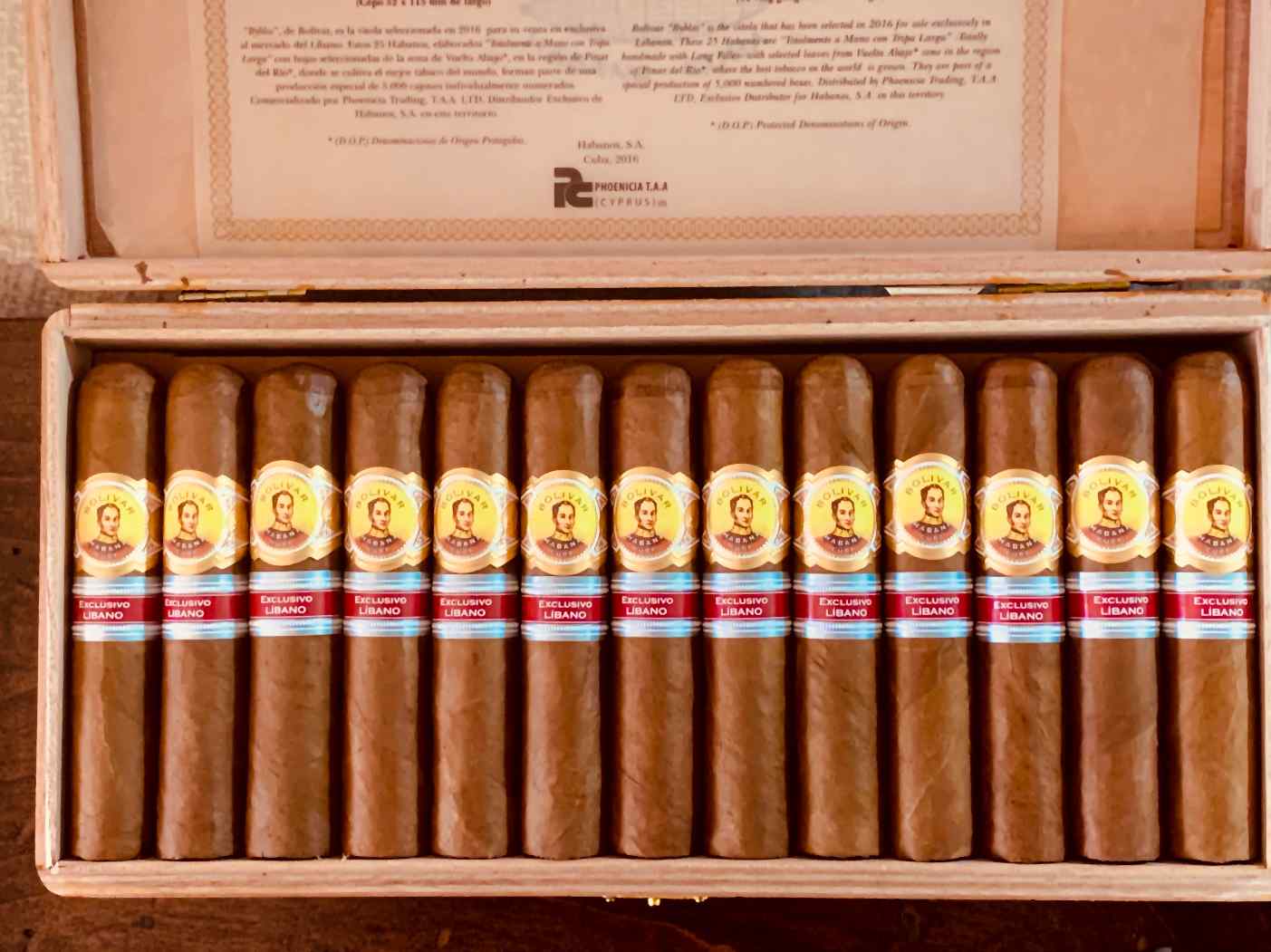 Bolívar Byblos Edición Regional Líbano 2016 Varnished semi boîte nature box of 25 ci 1616