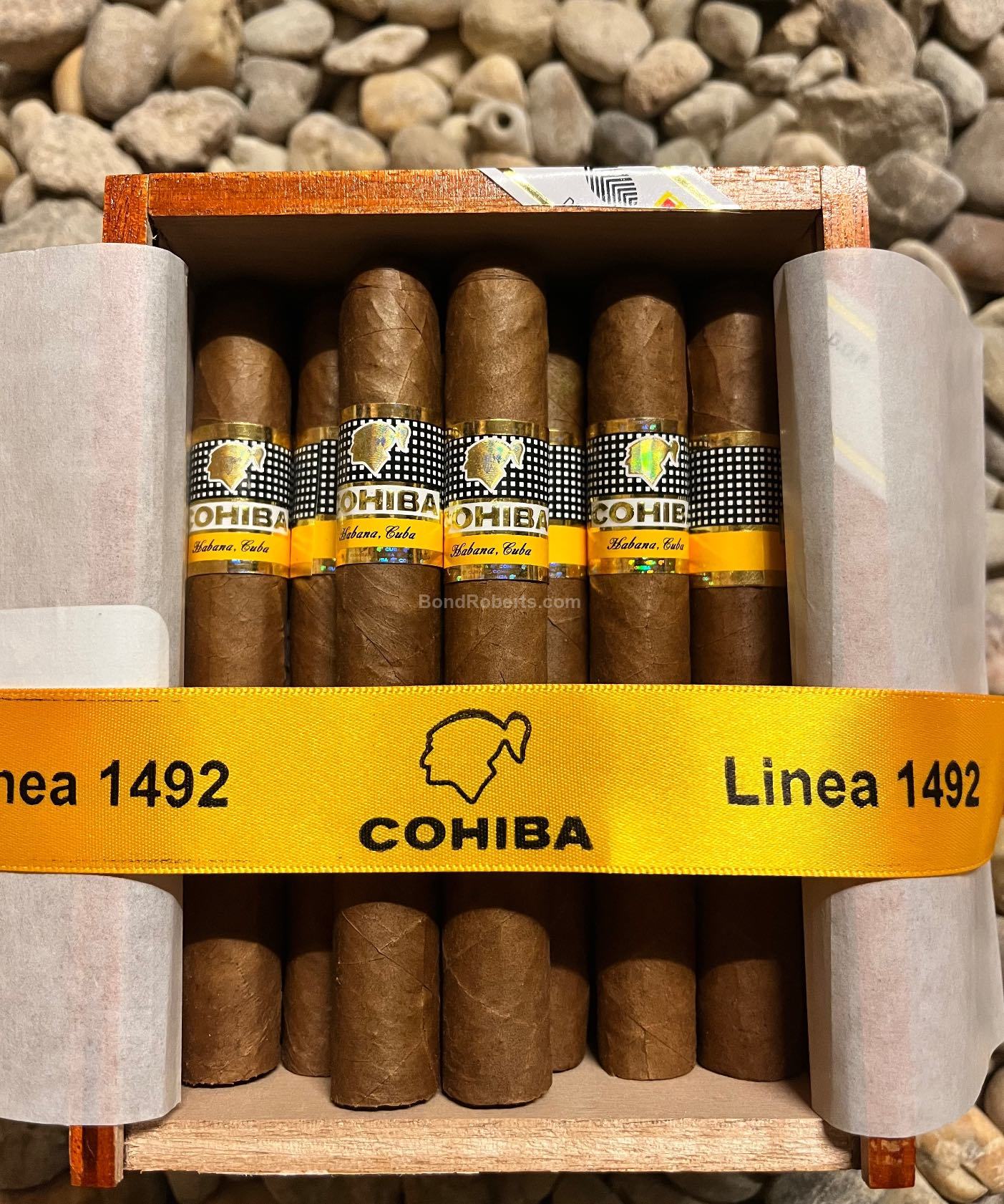 Cohiba Siglo II 2021 Varnished Slide Lid Box of 25 cigars 12201