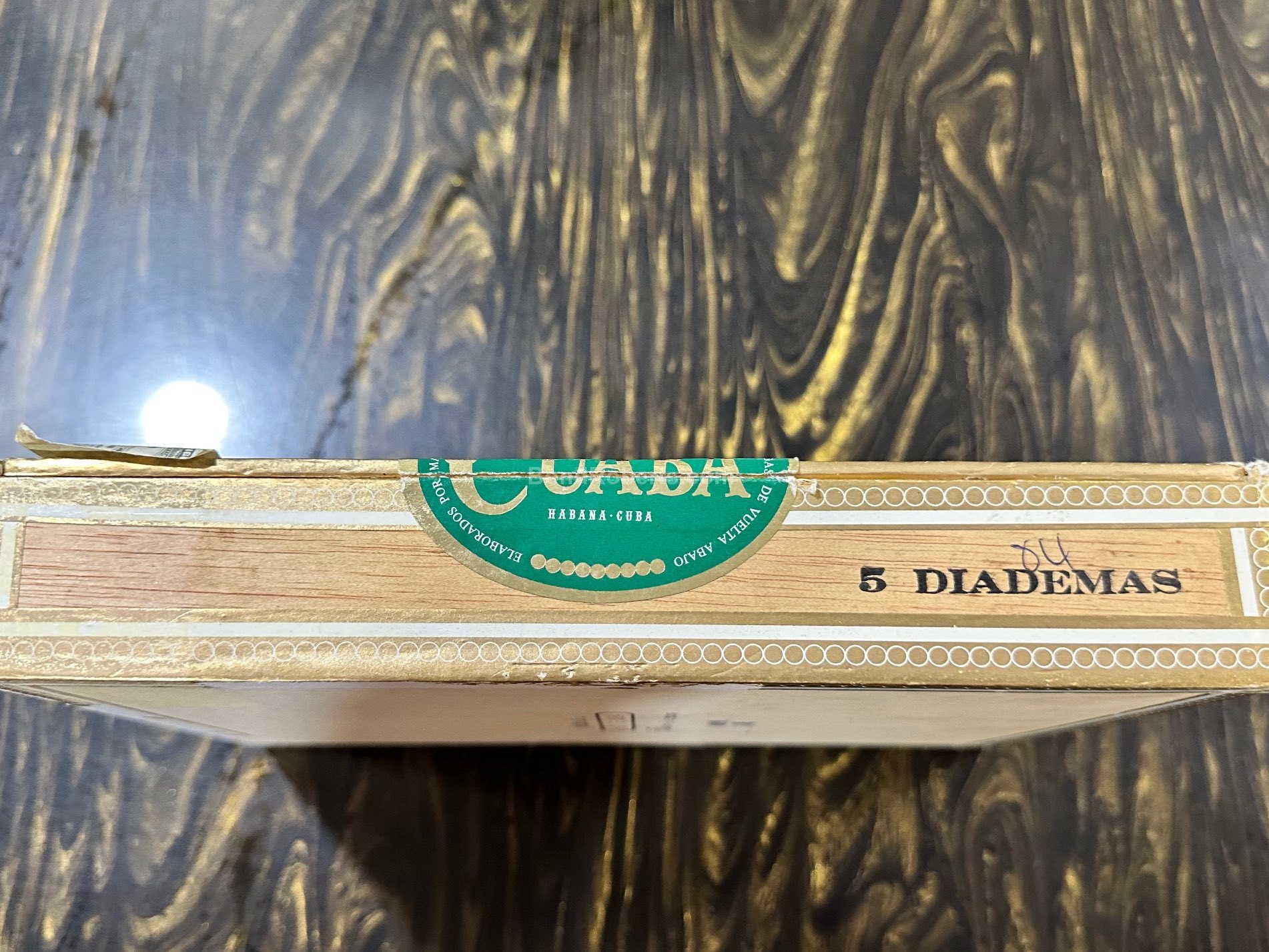 Cuaba Diadema 2004 Dress Box of 5 cigars in aluminium foil 15775