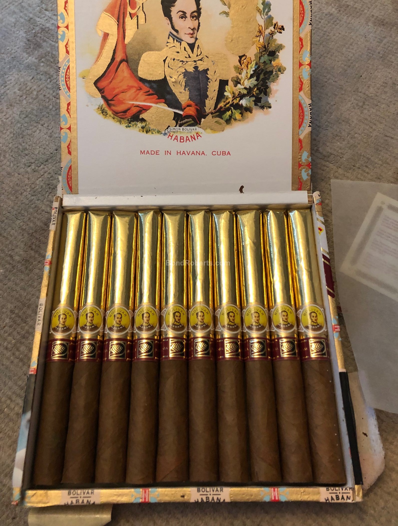 Bolívar Gold Medal 2008 Dress Box of 10 cigars in gold foil 13600