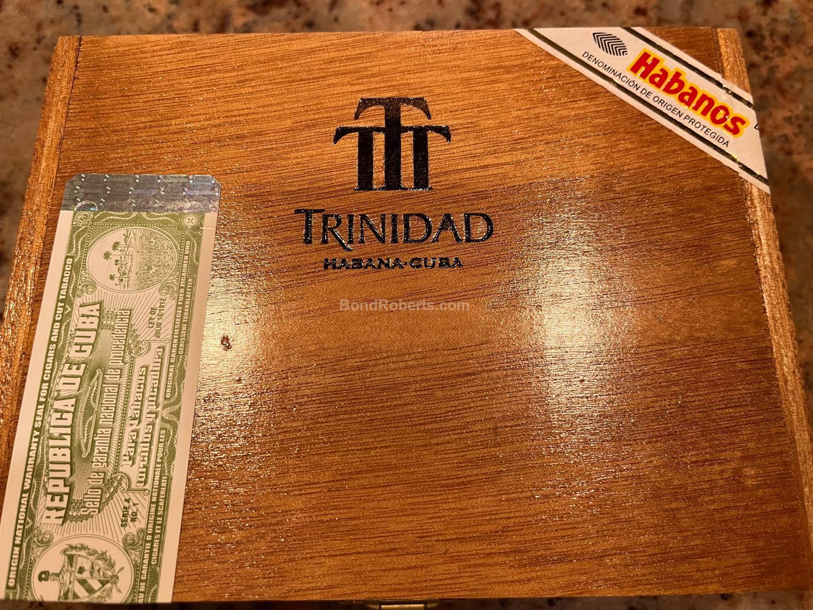 trinidad-robustos-extra-2011-semi-boite-nature-box-of-12-cigars-14350