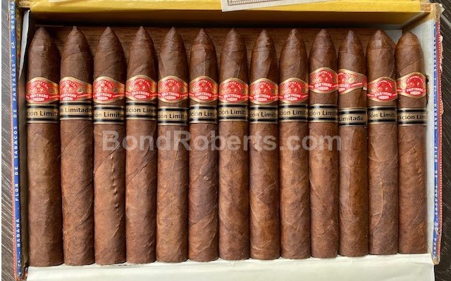 Partagás Pirámides Edición Limitada 2000 Dress Box of 25