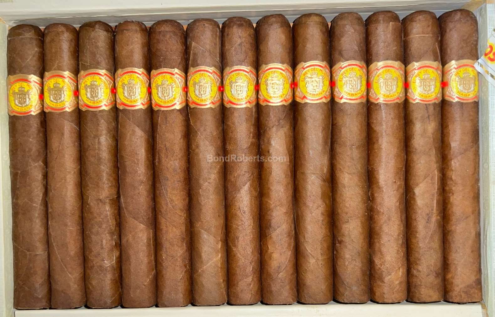 Montesino Gran Corona Maduro Cigar - Fox Cigar