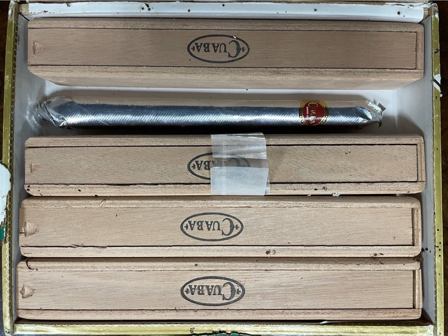 Cuaba Diadema 2005 Dress Box of 5 cigars in aluminium foil 14729