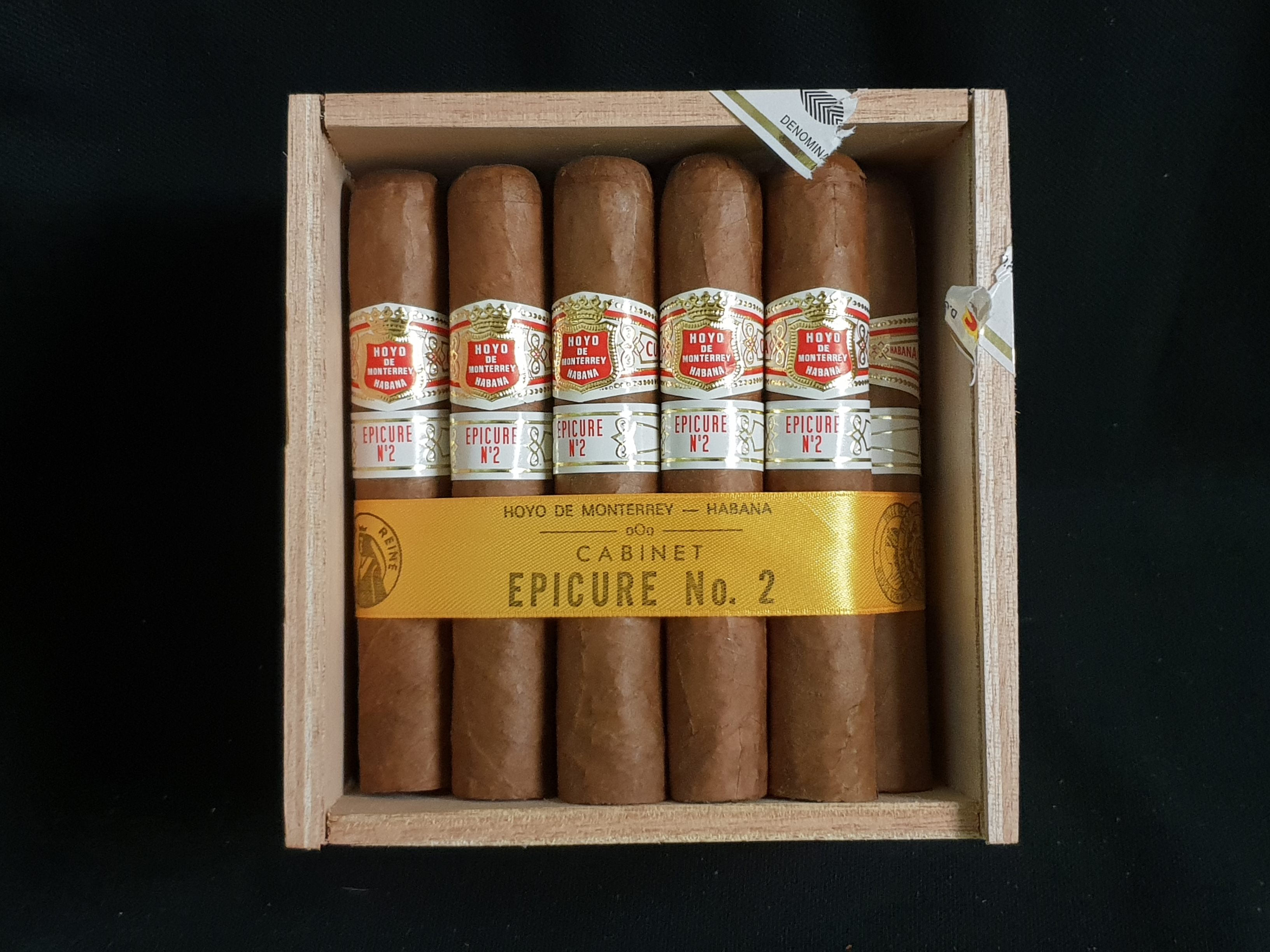 Hoyo de Monterrey Epicure No.2 2013 Slide Lid Box of 25 cigars 59