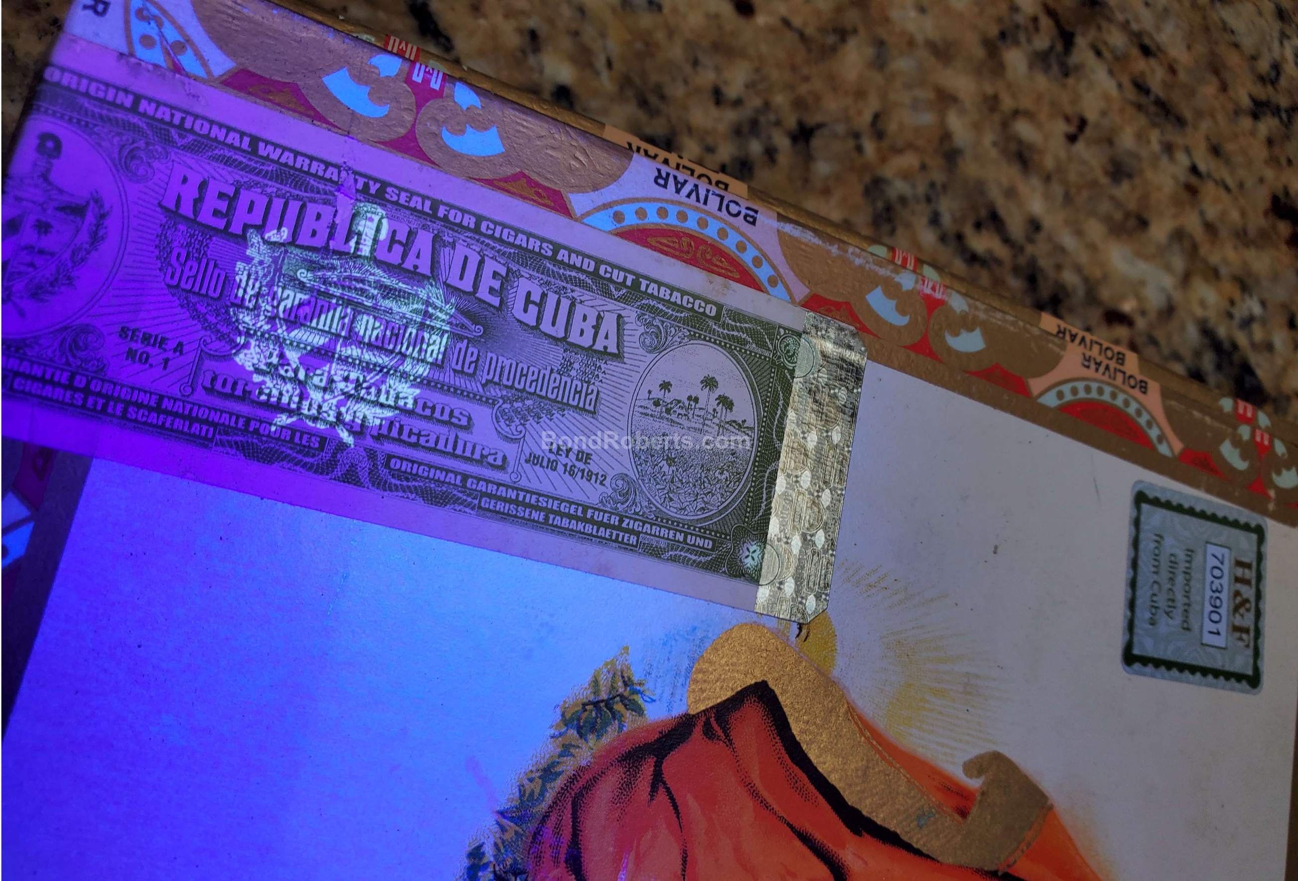 Bolívar Coronas Gigantes 2015 Dress Box of 25 cigars 25246