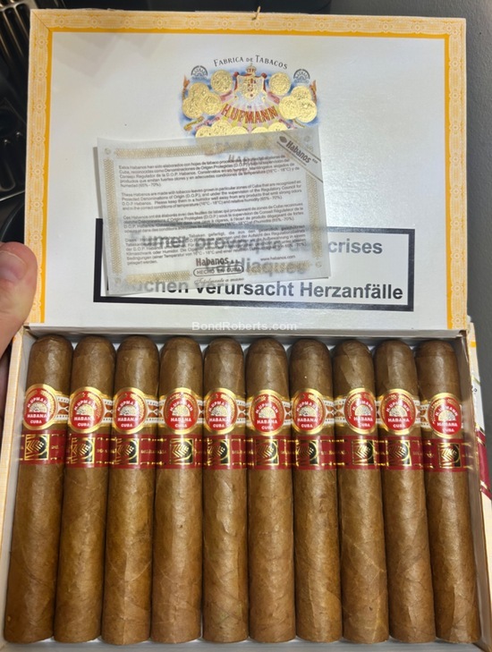 H. Upmann Royal Robusto