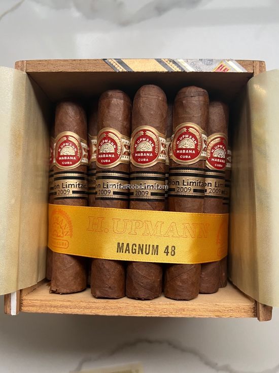 H. Upmann Magnum 48 2009