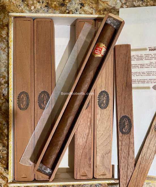 Hoyo de Monterrey Particulares (Disc.) 2002