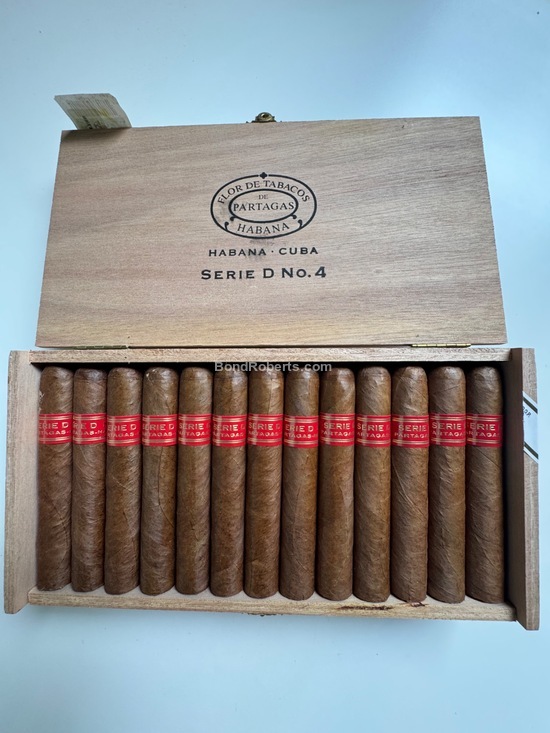 Partagás Serie D No.4